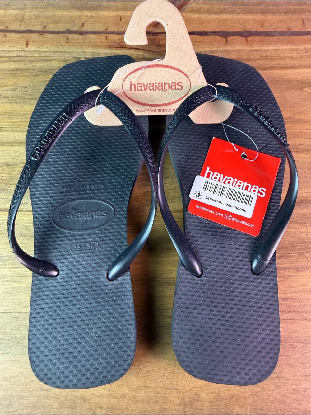 NWT Havaianas Slim Square Black Flip Flops Women’s Size 6